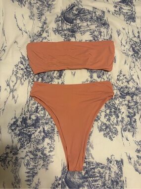 437 Swimwear Audrey Top & Bottom